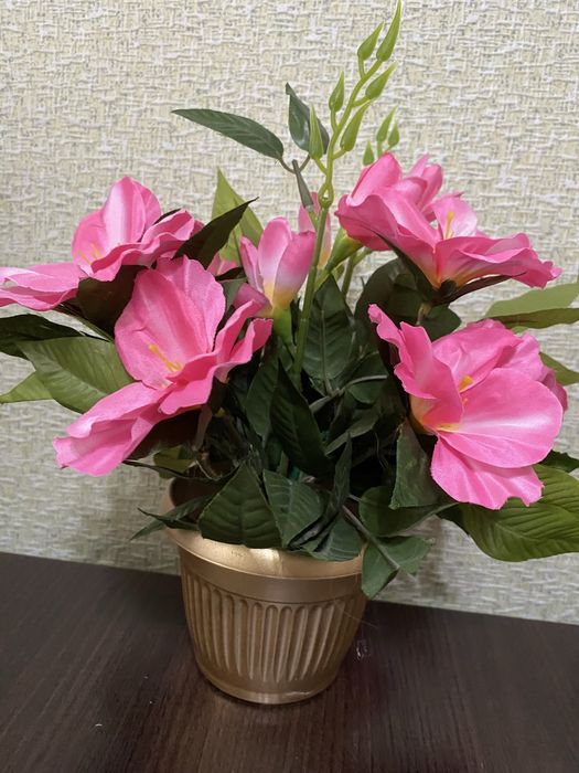 Цветы.  икусственные .