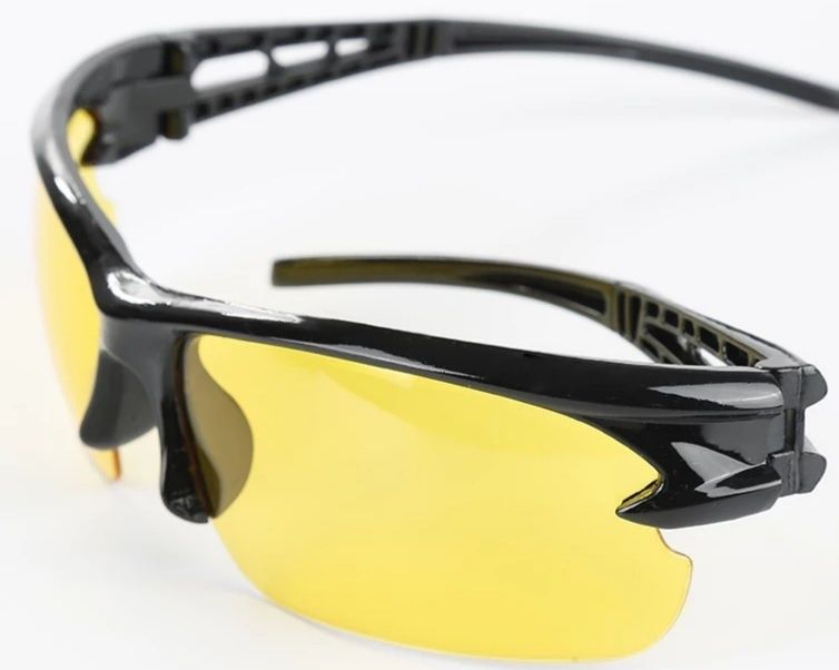 Очки солнцезащитные