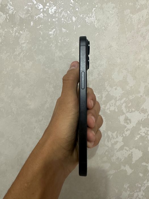 iPhone 15 , 128 GB / 85% акб