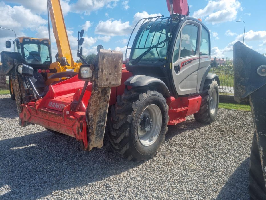 Телескопический погрузчик, Manitou