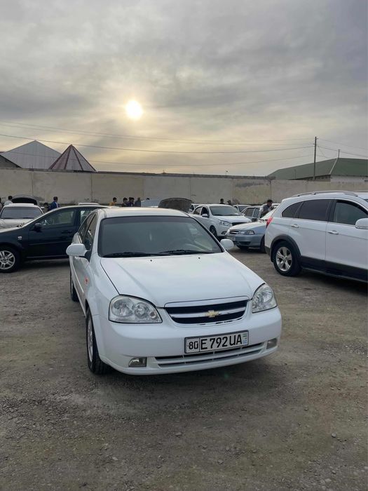 Chevrolet Lacetti / Gentra 2012 — 2