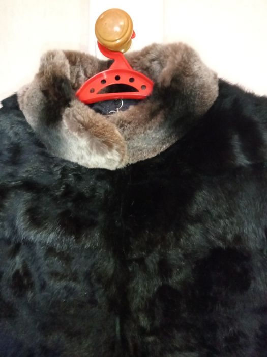 Полушубка женская.