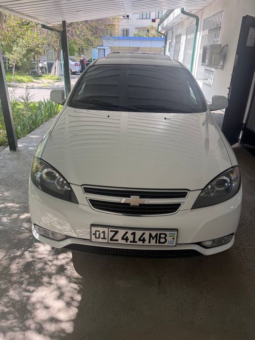 Продам Жентра 2021 года белый фул