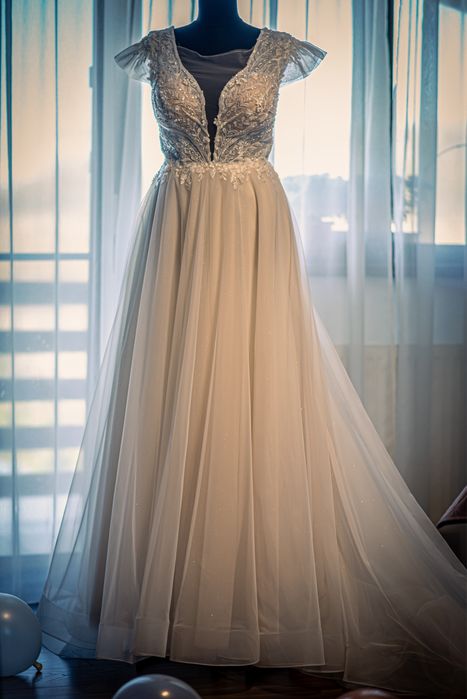 Vand rochie de mireasa