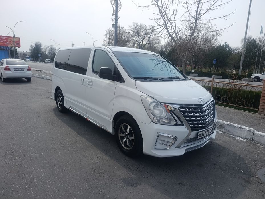 Hyundai H1 2012 benzin propan .probeg 260