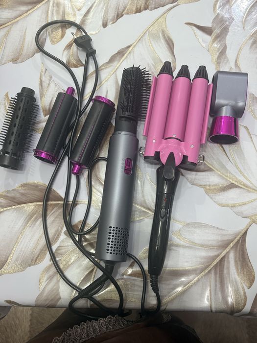 гафре и фен для волос покупали за 10000 отдам за 5 обе