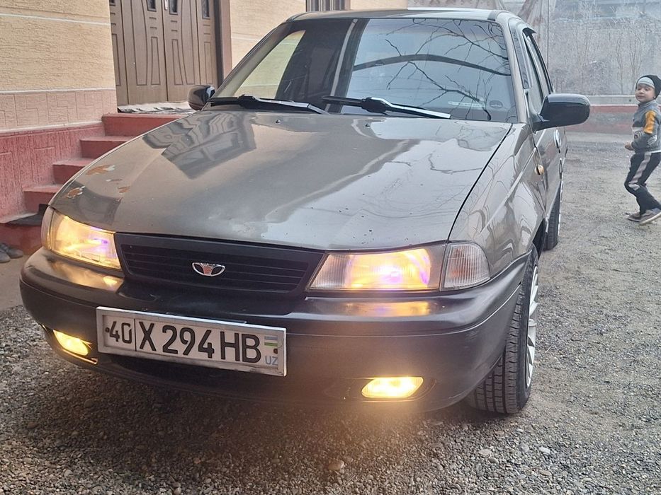 Nexis 1 sotiladi yili 2000