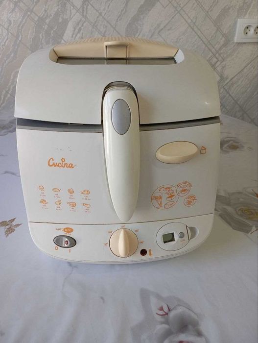 Фритюрница Philips