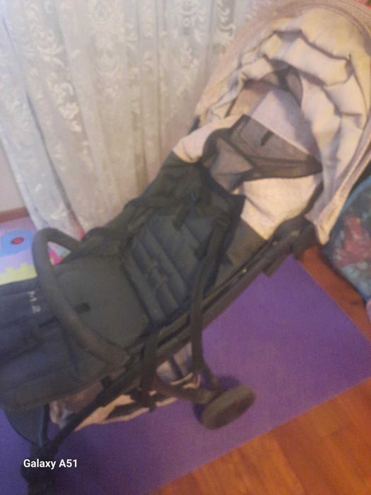 Кошара и количка