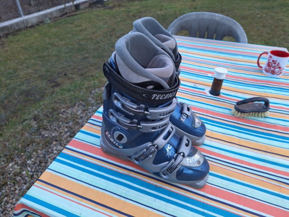 Clăpari Tecnica mărimea 40