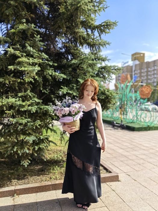 Продам вечерние платья