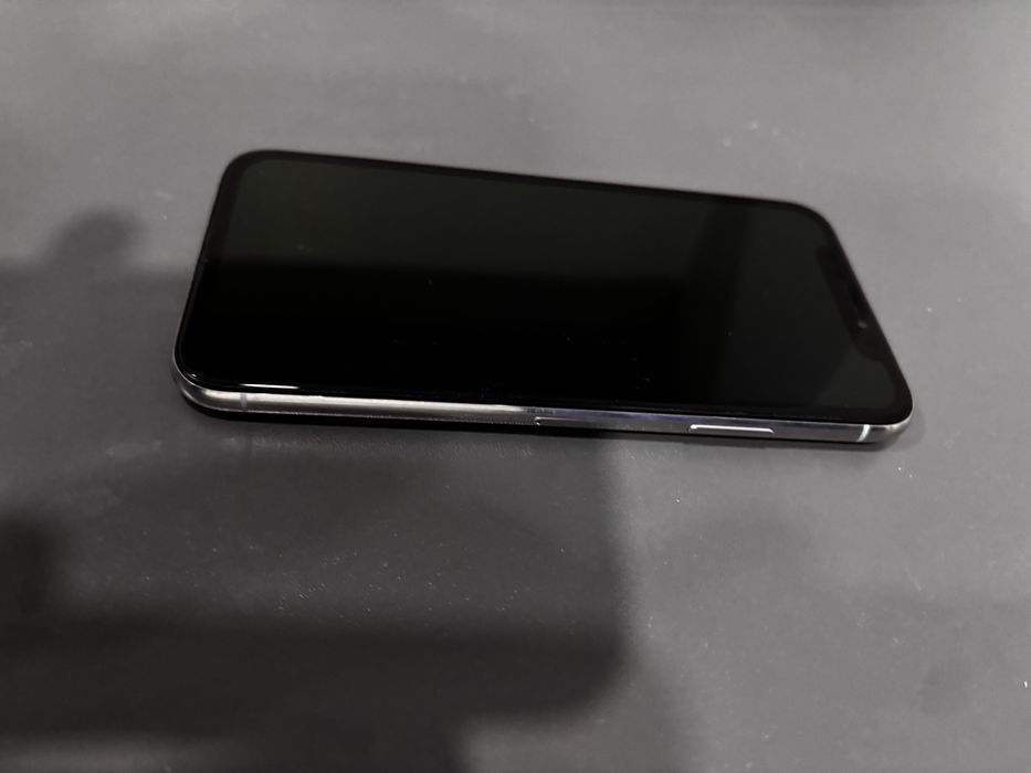 айфон X 64 гб