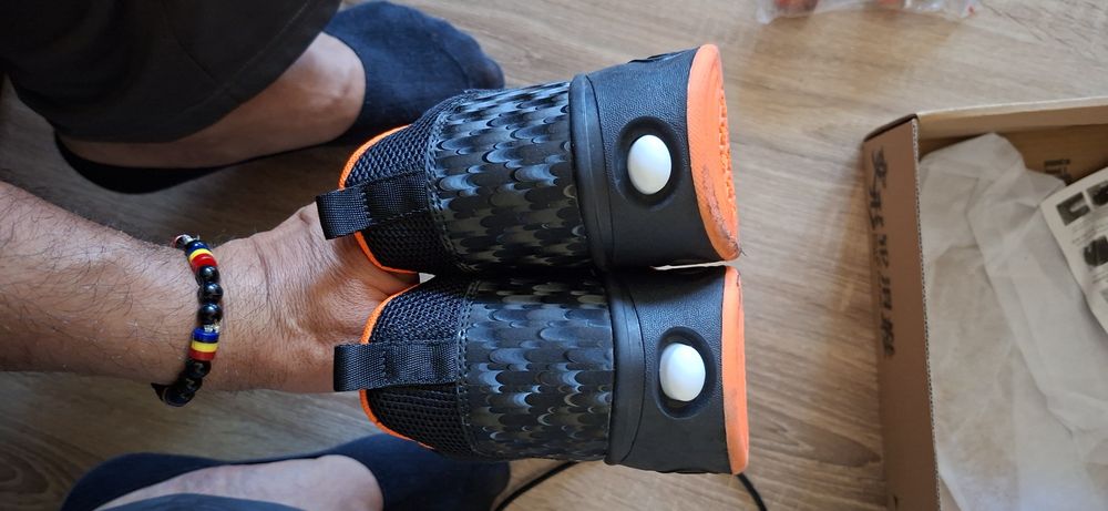 Pantofi sport copii, cu role.