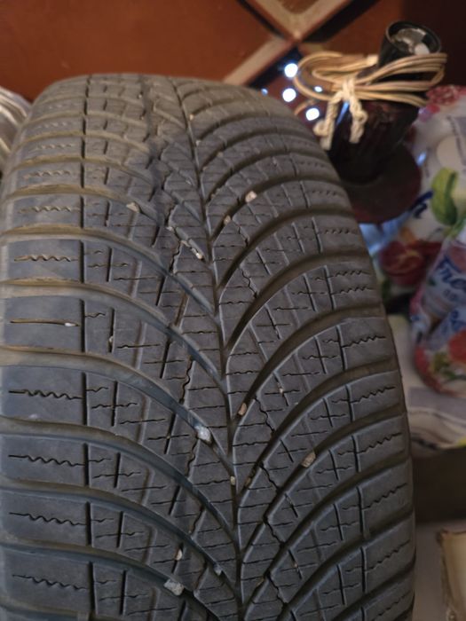 Jante + Cauciucuri Good Year iarna 205/55/16 Ford 5x108 Dot 27.2021