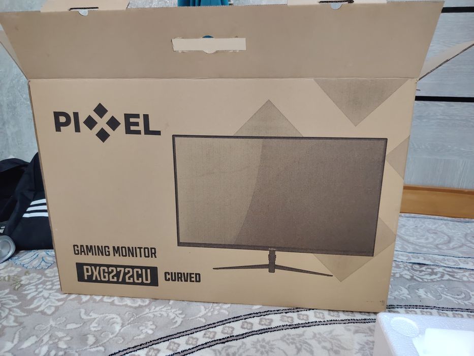 Gaming Monitor PIXCEL