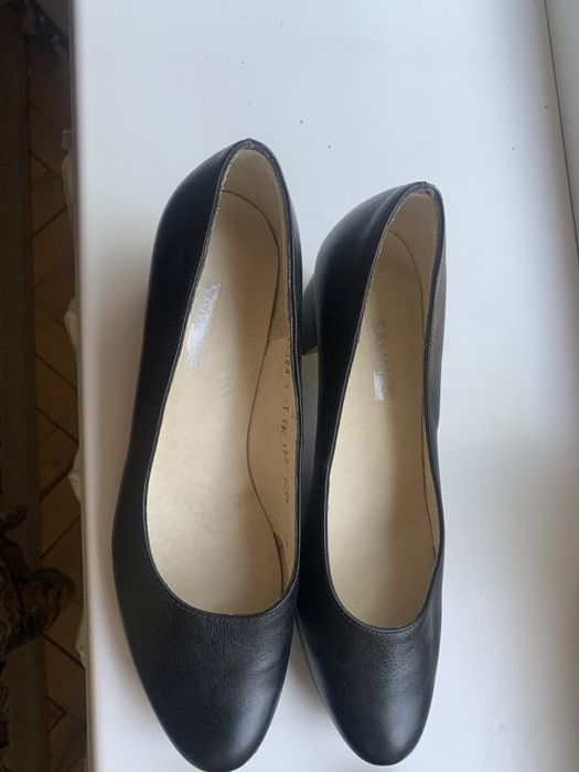 Продам обувь кожанный