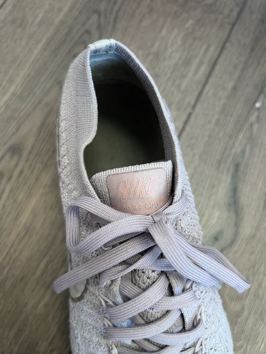 adidasi nike vapormax