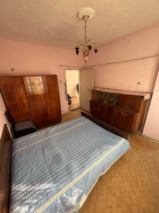 Къща гр.гълъбово