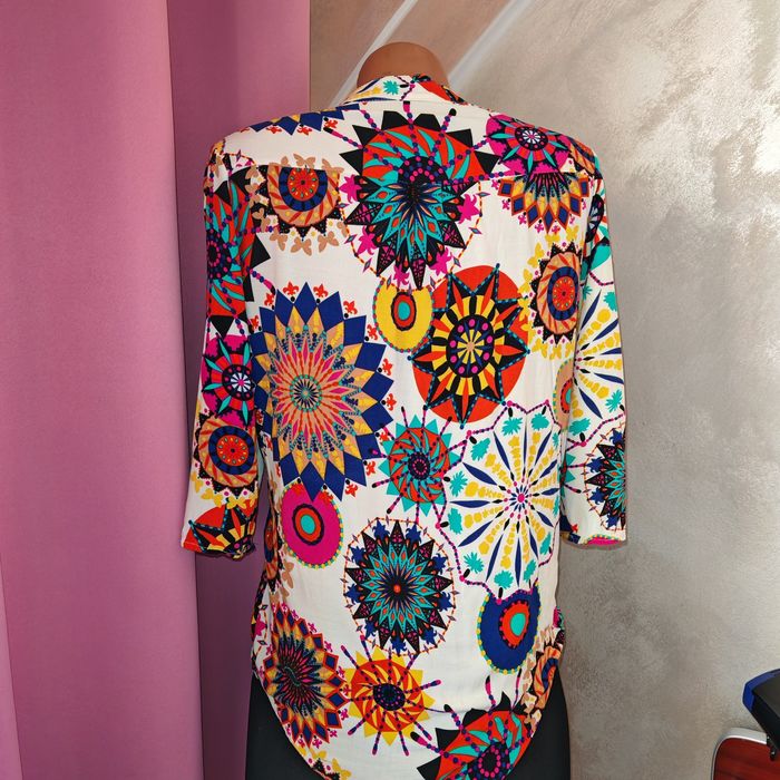 Bluze/ cămăși vesele de primăvară, M