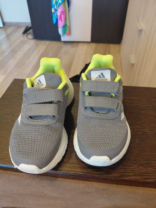 Детски маратонки-Adidas-28 н.