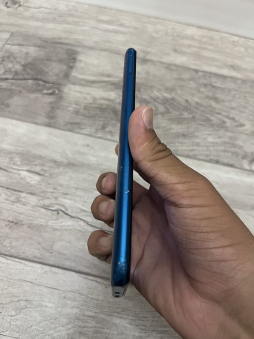 Телефон Redmi 9a синего цвета