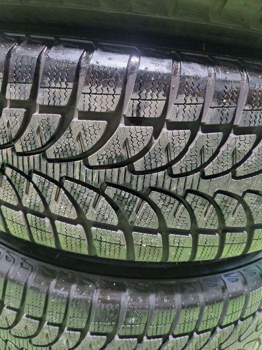 4 бр зимни 235/60/18 Bridgestone