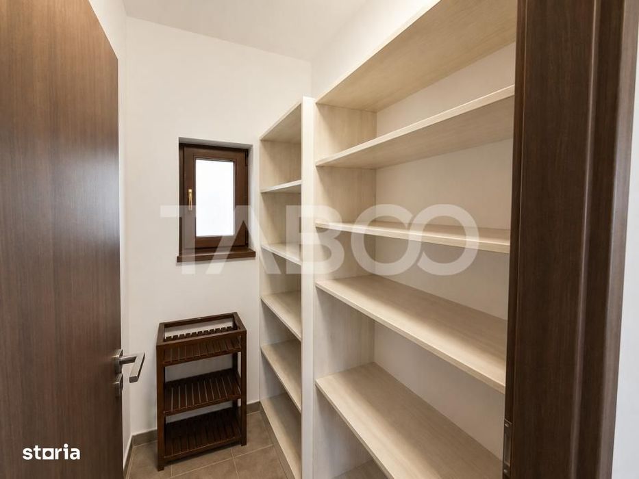 Casa de inchiriat cu 4 camere si curte in Selimbar / acces auto