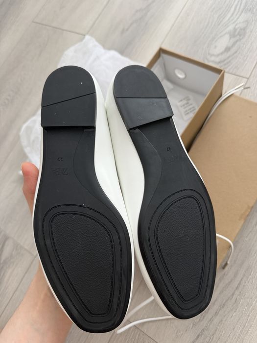 Балетки на завязках Zara