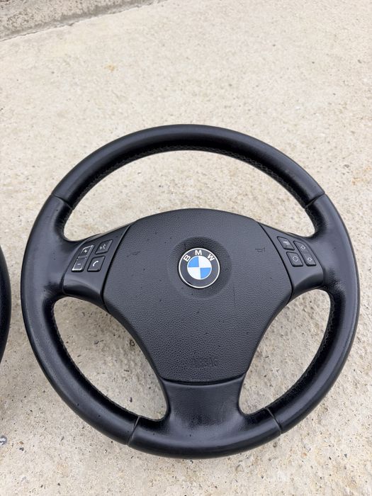 Vand Volan BMW , detin 2 bucati