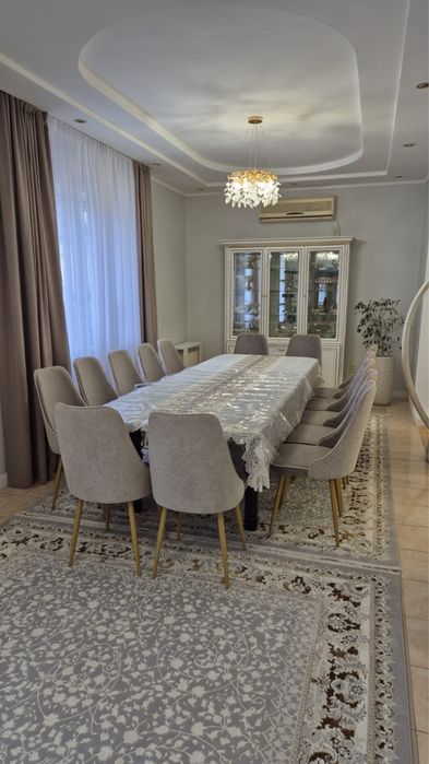 Продам дом в отличном районе