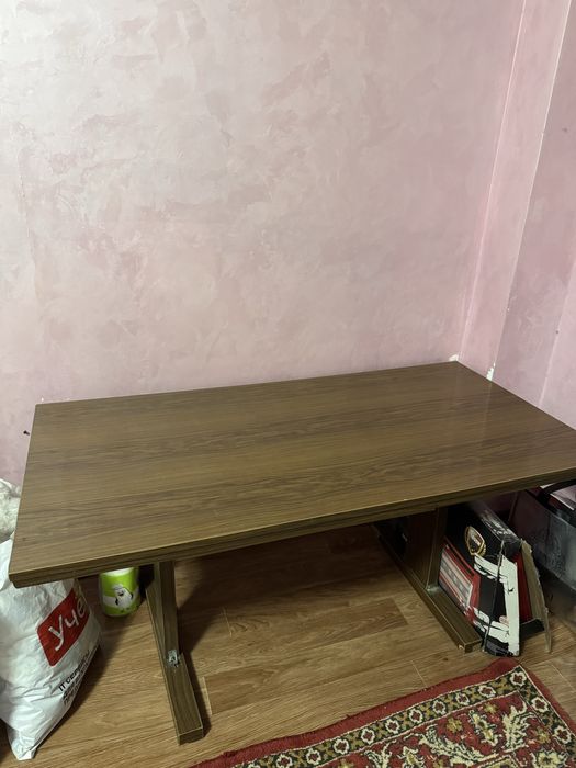 Журнальный столик