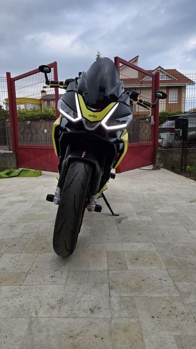 Aprilia Tuono 660