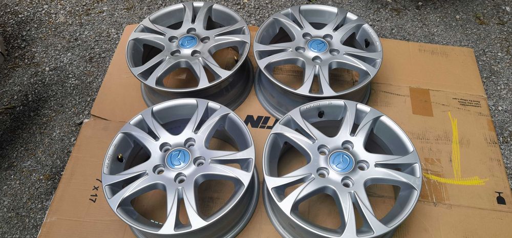 Чисто НОВИ 5  114,3  15 Цолa Mazda/Мазда