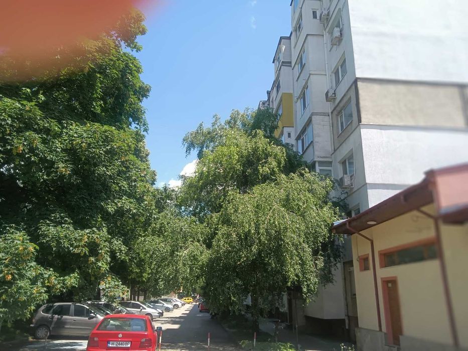 Двустаен обзаведен апартамент под наем Шумен Добруджански, 4 ет., чудесно място, БЕЗ БРОКЕРИ
