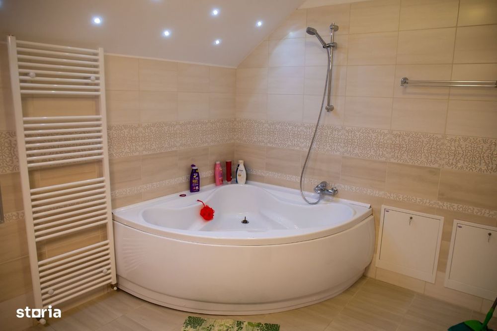 Casa in Sannicoara, 220 mp utili, 300 mp teren