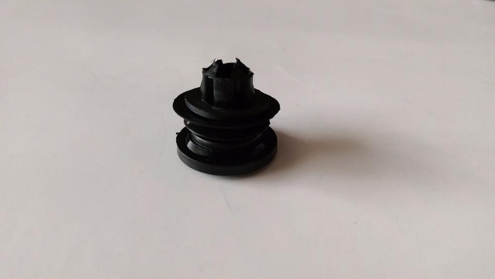 Cleme Capse Usi Clipsuri VW Golf 4 Passat B5 Bora SEAT Leon Toledo