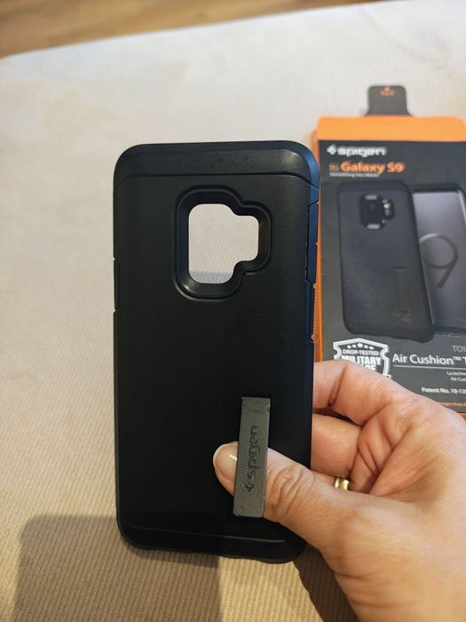 Spigen калъф за Samsung Galaxy S9