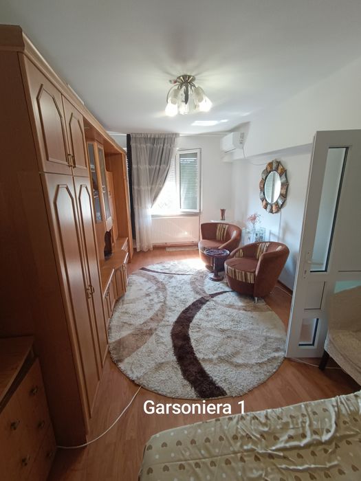 Garsoniere Valea Roșie