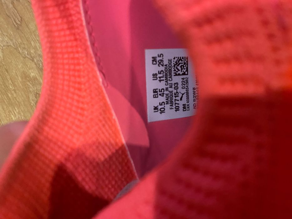 vând ghete de fotbal puma