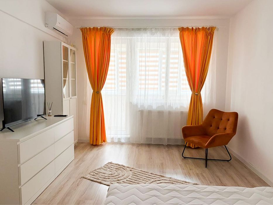 Proprietar, ofer spre inchiriere apartament 2 camere decomandat+ loc parcare acoperit Rotar Park 2, S6, Militari, Bucuresti
