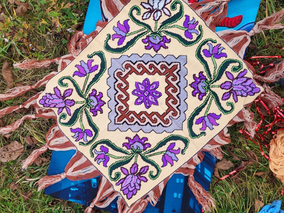 Lucru facut de mana vechi