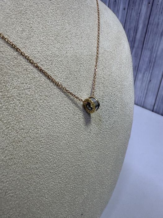 Кулон BVLGARI / СТ981554