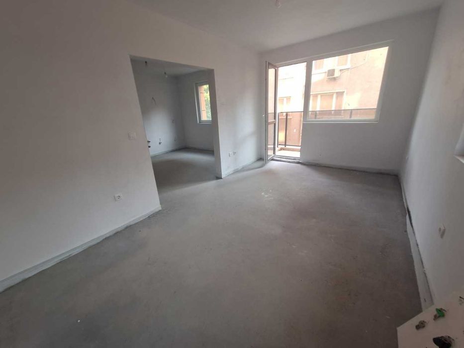 Двустаен апартамент