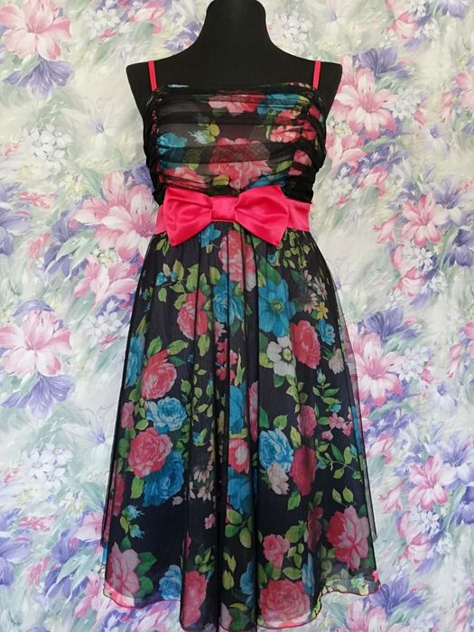 Платье для девочки на любой праздник