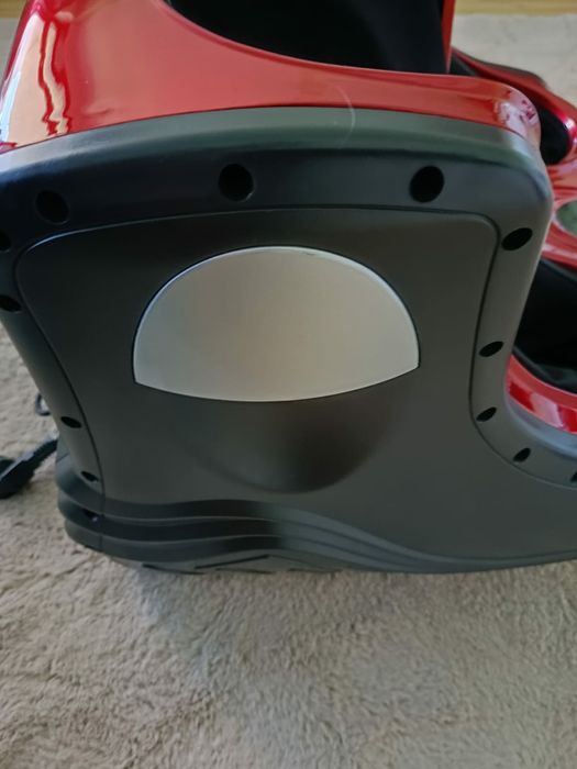 Aparat de masaj pentru picioare