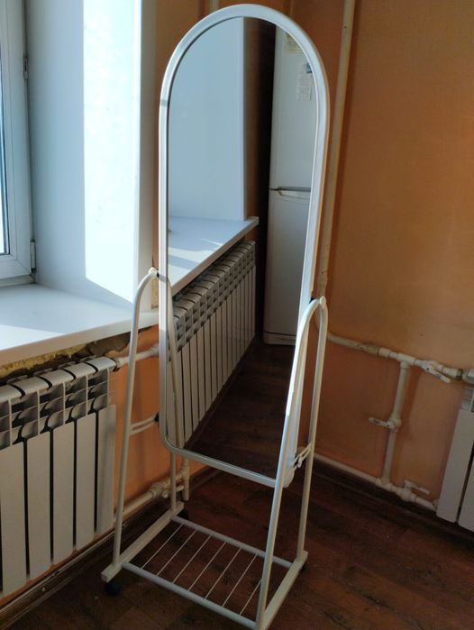 Продаю зеркалу, самовывоз