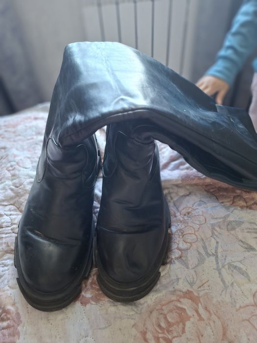 Зимний сапоги продаётся