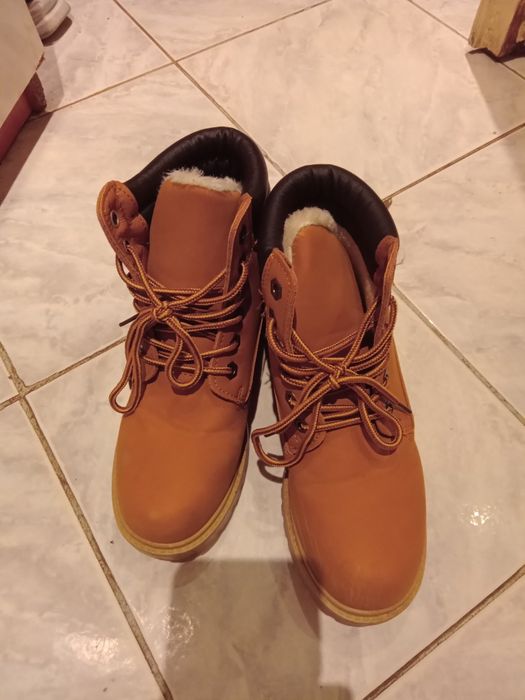 Модерни детски ботички