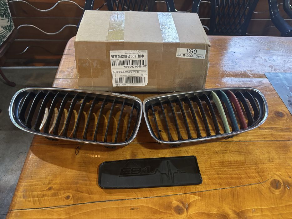 Grile Originale BMW E90/91 /Tăvița Cotieră 3D