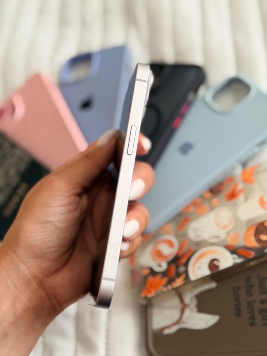 iPhone 14 256GB лилав